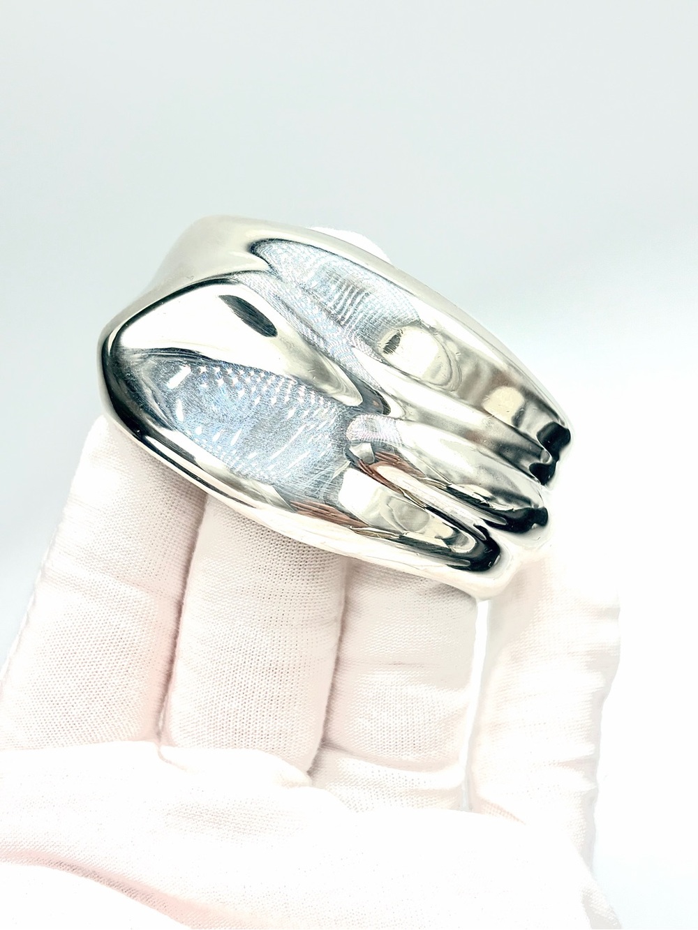 Authentic Gucci Sterling Silver Sculpted Wave Cuff Bracelet 40g 7.5” Vintage - Picture 10 of 11